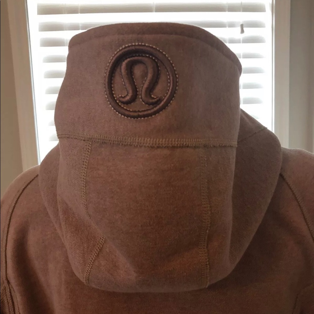 NWOT Lululemon Scuba II Heathered Bark Berry 12